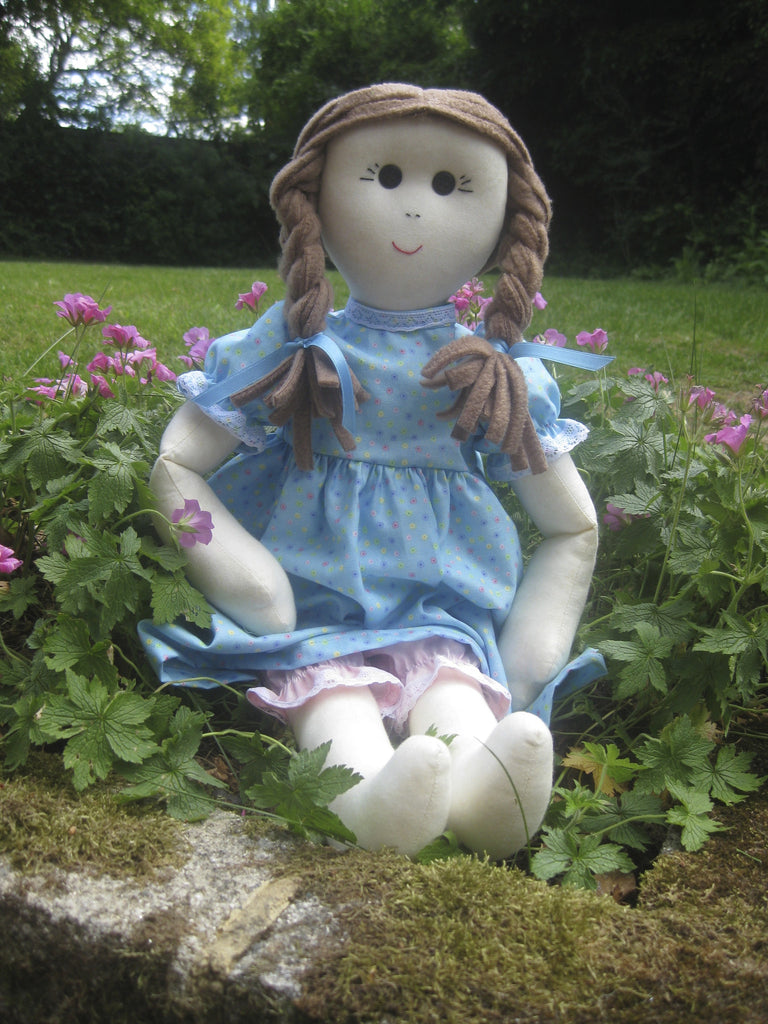 Lola - A Fun Hand Made Doll Pattern #102
